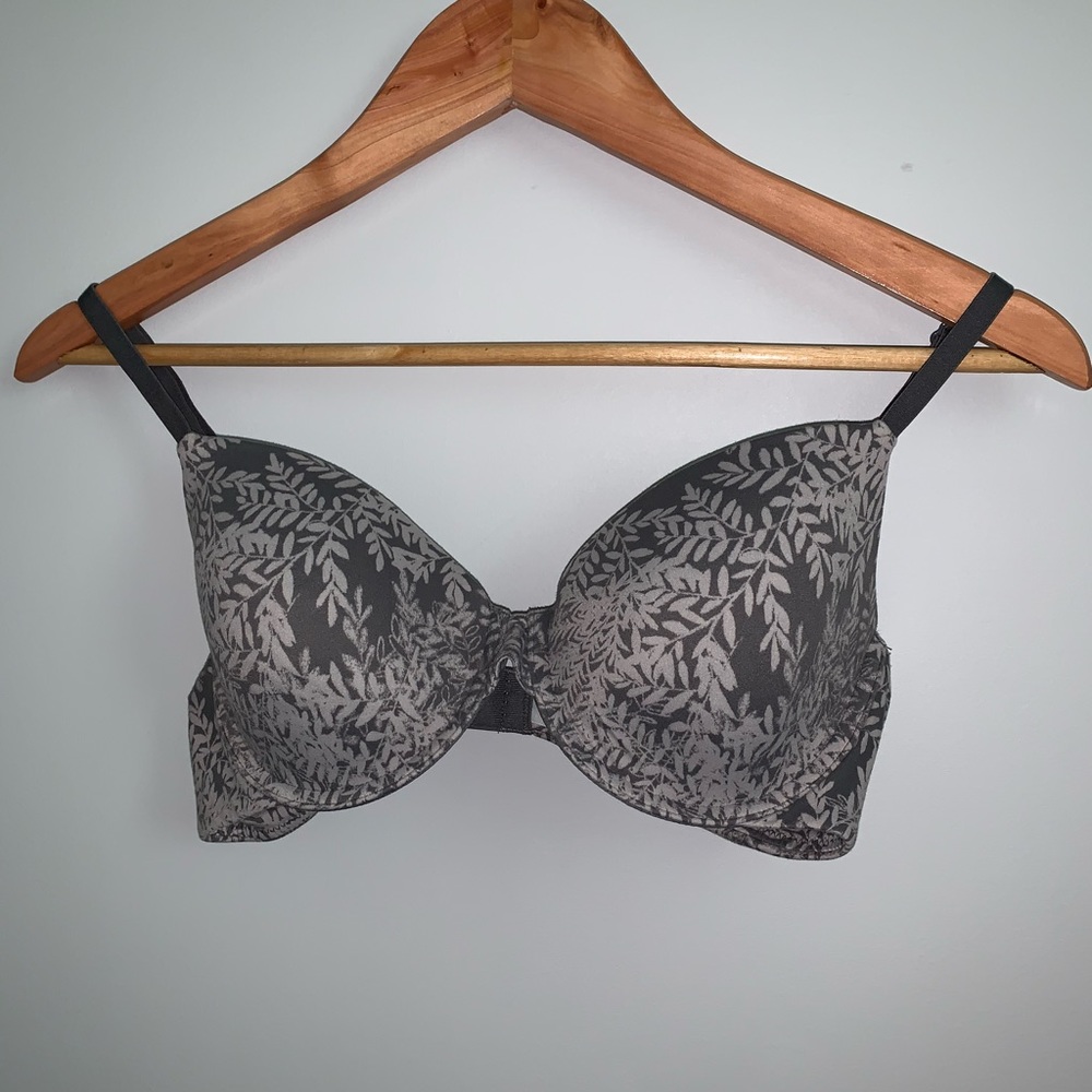 Wired bra with grey print